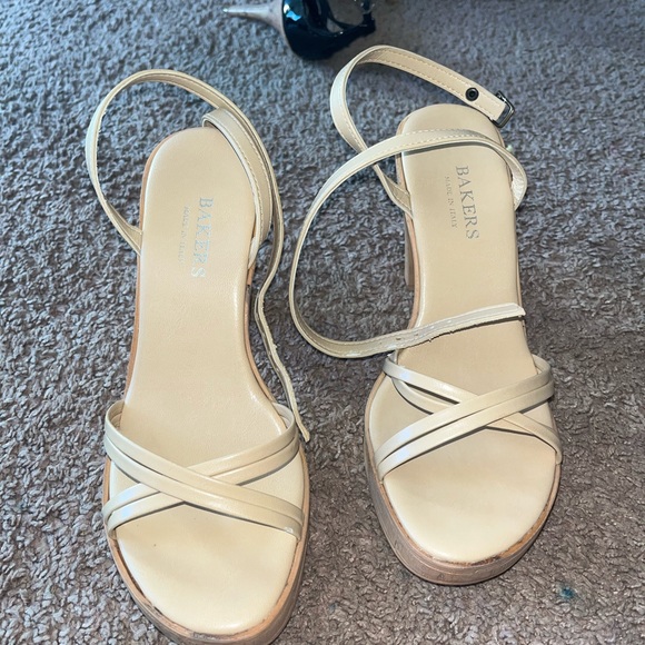 Bakers Neutral heels - Picture 2 of 5
